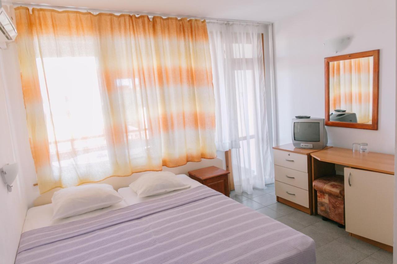 Hronos Hotel เนเซบาร์ ภายนอก รูปภาพ